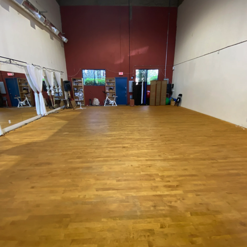 Stone Throw Studio, Ladner